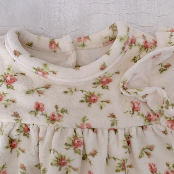 Ralph Lauren Velour Baby Outfit - Picture 2 of 4